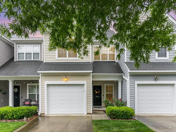 7327 Water Willow Dr, Raleigh, NC 27617