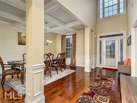 3rd image of 196 Clubhouse Xing