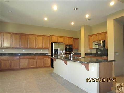 3rd image of 80173 Golden Gate Dr