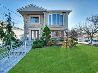 166 Scranton Ave, Staten Island, NY 10312