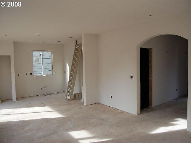 2nd image of 1262 J St