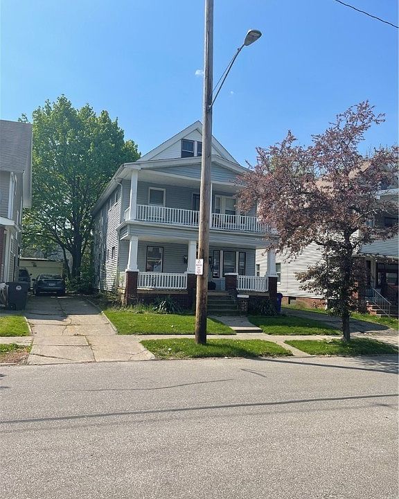 1st image of 11808 Parkhill Ave