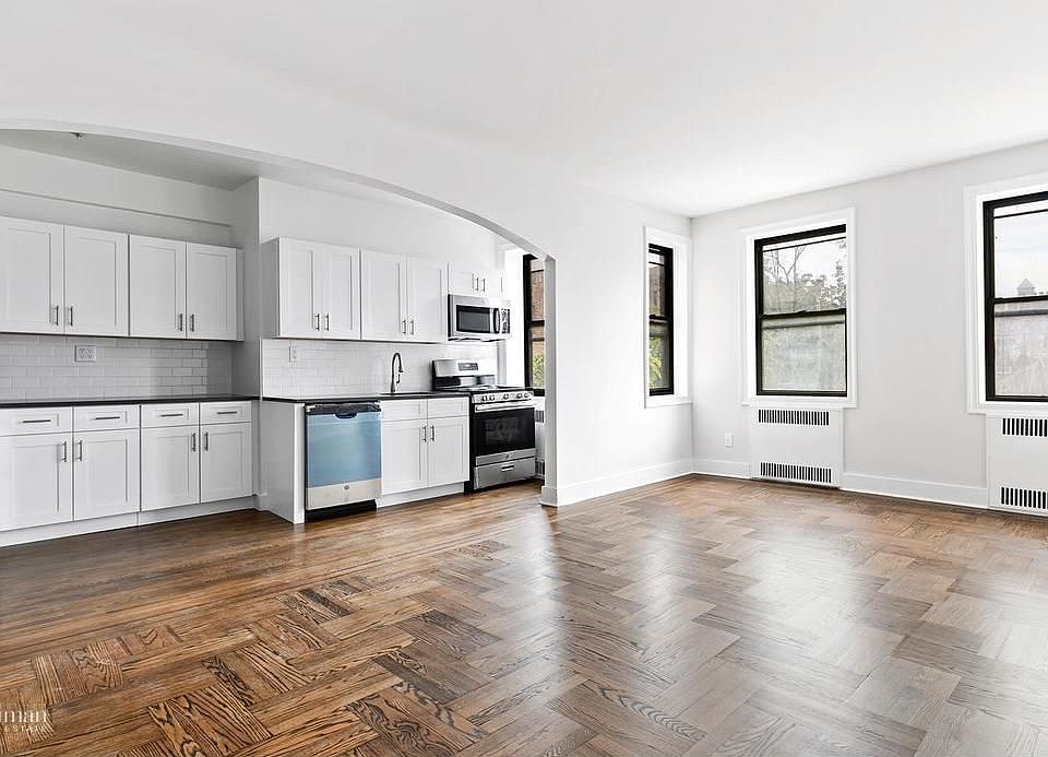 1st image of 32 Clarkson Ave #4L