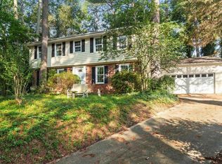5321 Fieldstone Dr, Raleigh, NC 27609