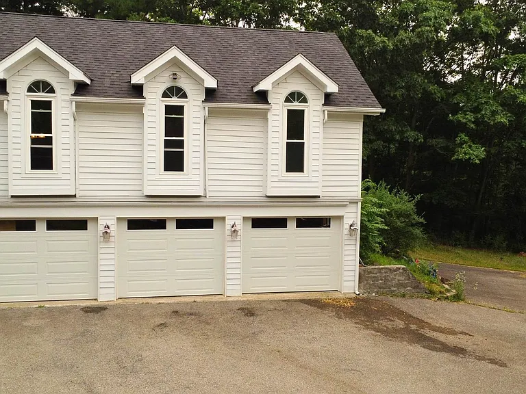 19 Friendship Ln — Photo 13