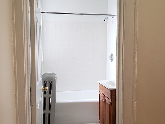 4th image of 52 N Waller Ave APT 153