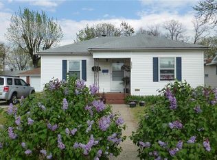 517 N 2nd St, Wood River, IL 62095