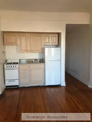 Rented by Sovereign Associates | media 10