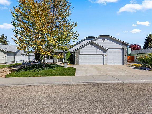 2nd image of 2148 W Sandalwood Dr