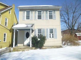 29 S Park Ave, Mertztown, PA 19539