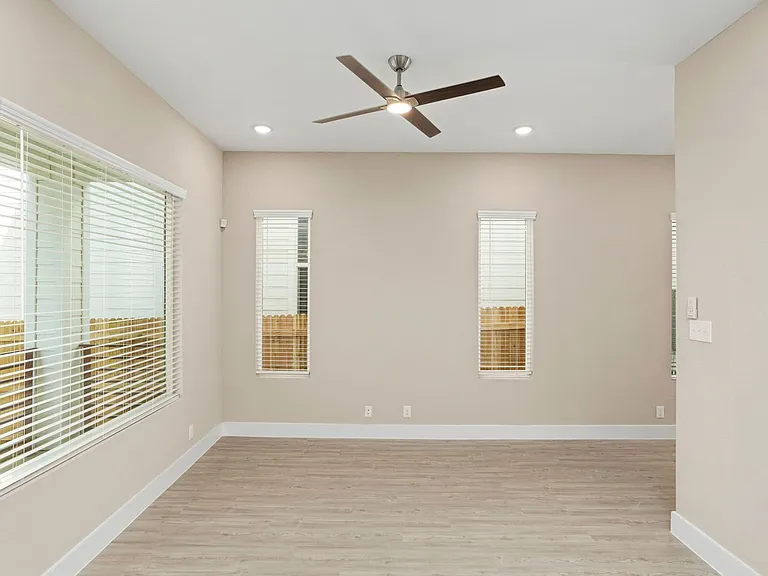 11831 Zarkava Way — Photo 27