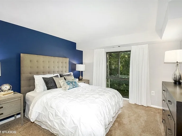 Modern Primary Bedrooms