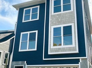 6023 Roe St, Cincinnati, OH 45227