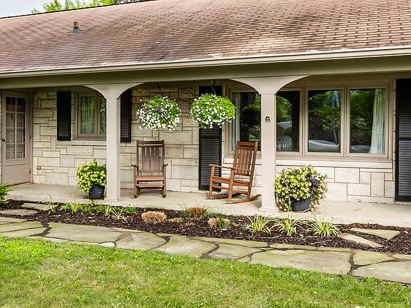 4th image of 6260 Avalon Ln