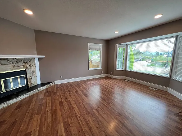 12169 Cherrywood Dr — Photo 5