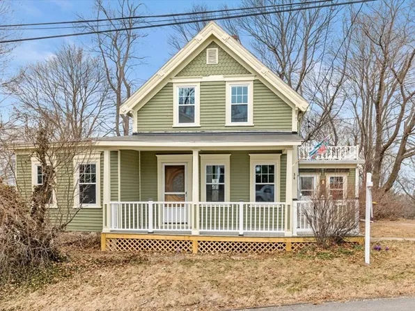 34 Ledge Hill Rd, Weymouth, MA 02188