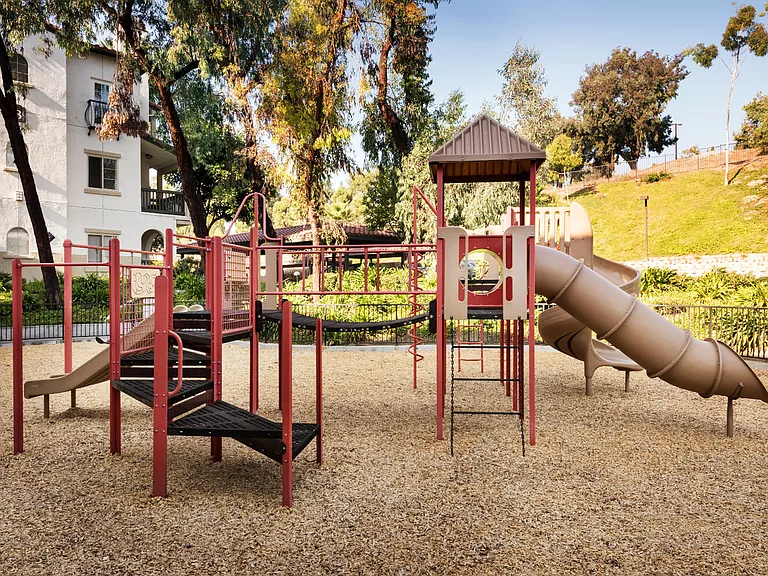 Elan Sevilla Community Playground