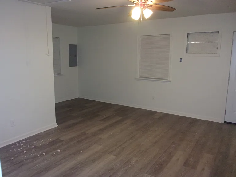 2796 Flora Ave — Photo 20