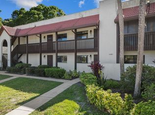 8102 Village Dr #H-2, Lake Wales, FL 33898