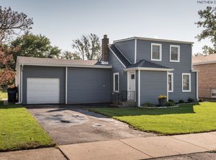 10009 S Melvina Ave, Oak Lawn, IL 60453