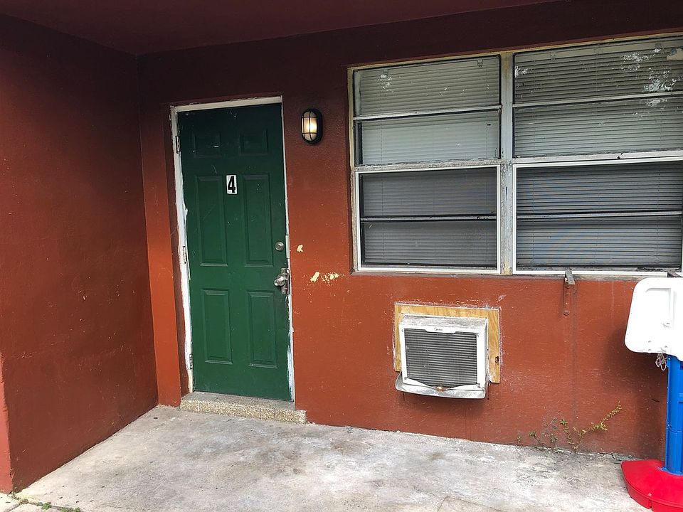 1st image of 529 NW 8th Ave APT 4