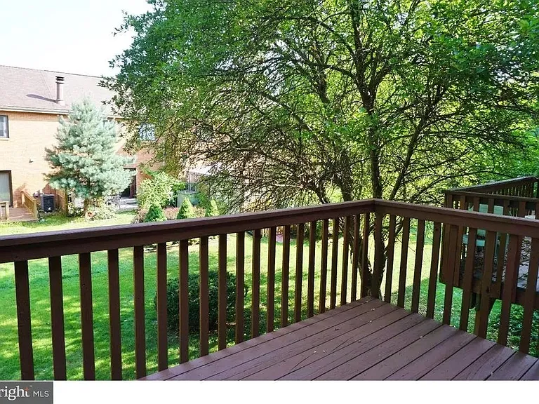 206 S Snowdon Ct — Photo 18