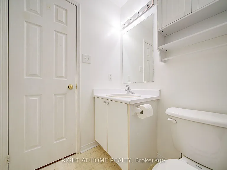 120 Railroad St #9 — Photo 24