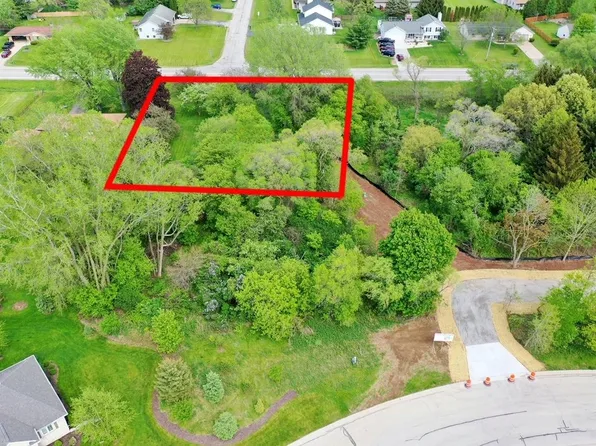 4179 Hillcrest Dr #2, Oneida, WI 54155