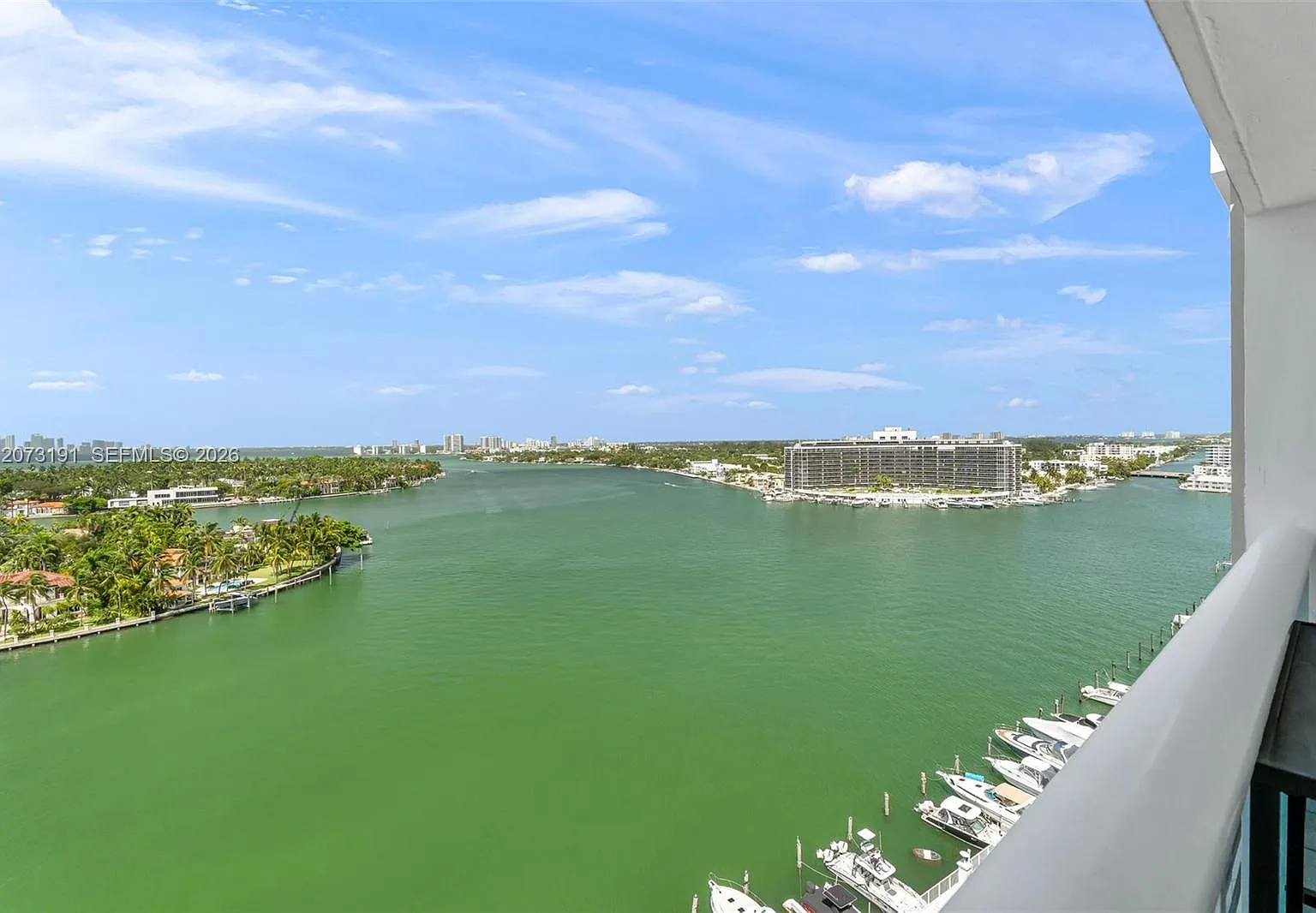 Aquasol Condo — Photo 2