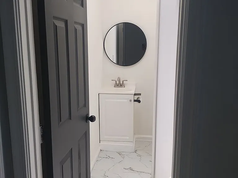 623 N Grantley St — Photo 13