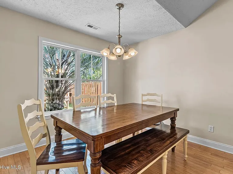 513 Catamaran Dr — Photo 22