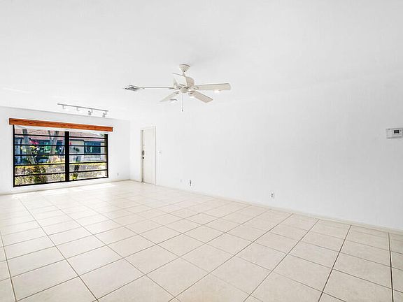 5th image of 10120 Eaglewood Terrace #B