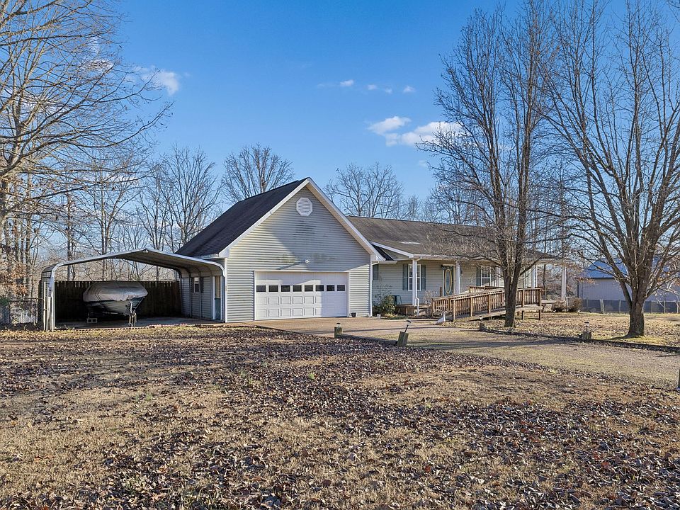 1st image of 115 Boyd Ln