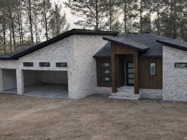 52 Altiplano Cir, Hot Springs Village, AR 71909