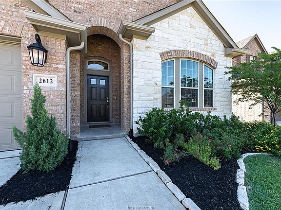 3rd image of 2612 Hailes Ct