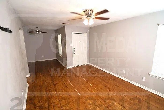2 bed, 1.0 bath, 857 sqft, $850 — Photo 3