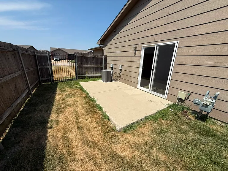 5617 N Lycee Ct — Photo 20