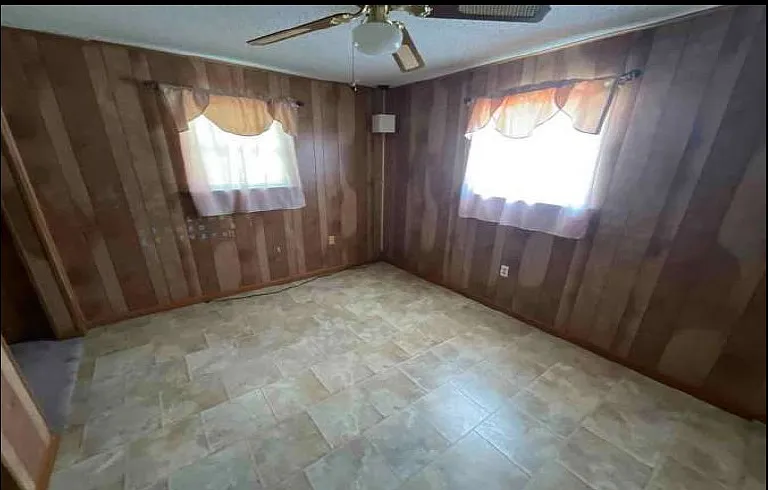 1552 Redwood Dr — Photo 8