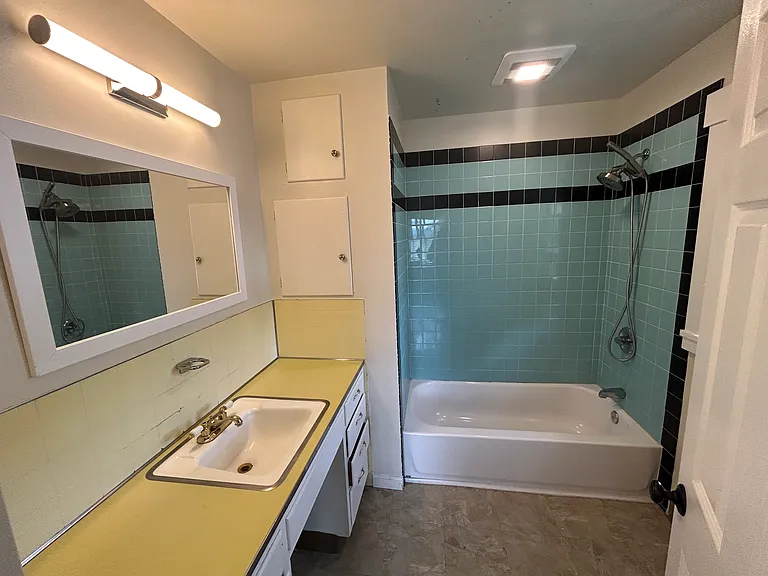 912 Carolina St #5 — Photo 10