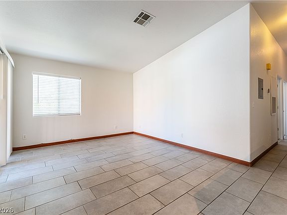 5th image of 2110 Los Feliz St Unit 2014