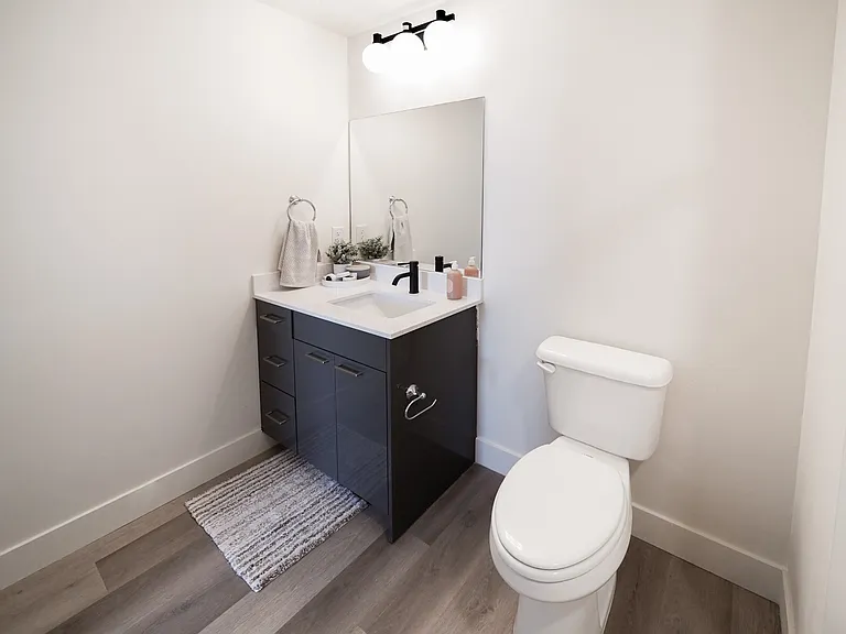 The Gallery - Bathroom
