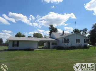 9790 Dolan Rd, Columbus, MI 48063