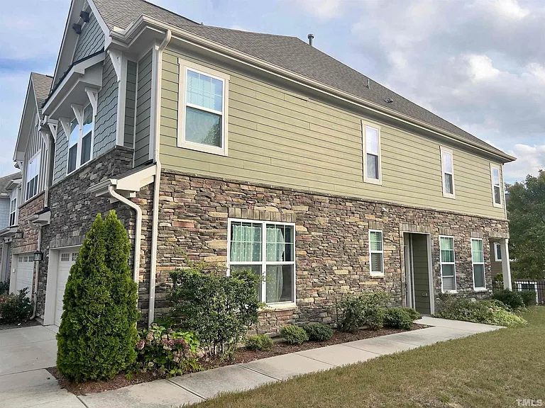 718 McRae Rd — Photo 3