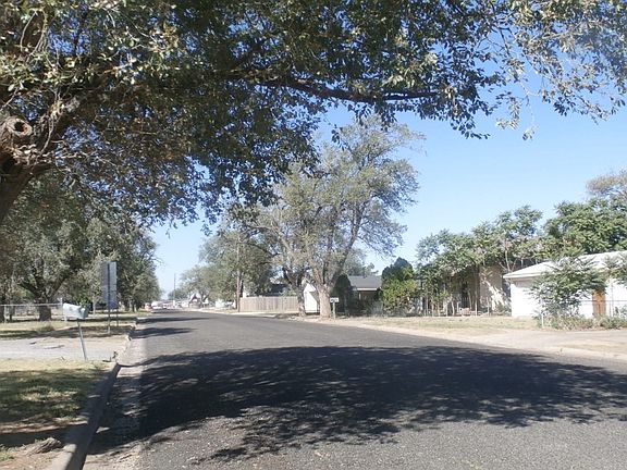 5th image of 3803 SE 13th Ave