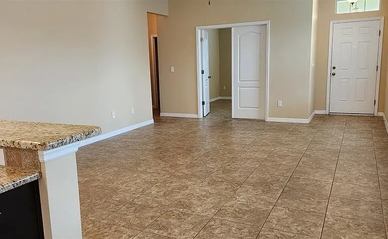 8710 Karpeal Dr — Photo 18