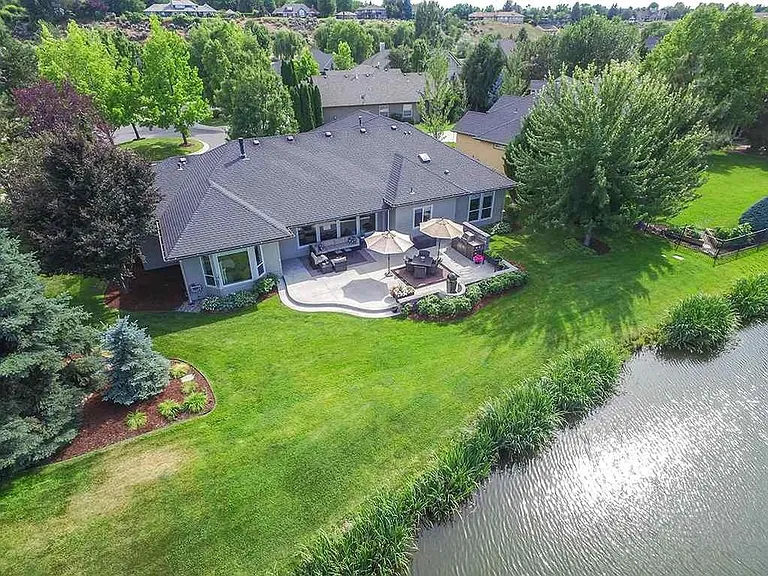 260 W Oakhampton Dr — Photo 6