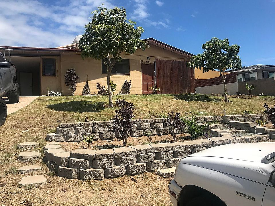 Front 3BR house, Studio, Gar