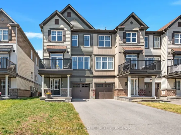 516 Thimbleberry Row, Ottawa, ON K4A 1C3