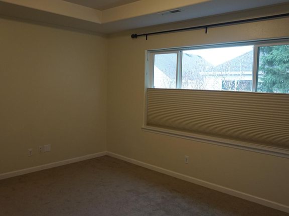 Upstairs bedroom #1 - Master