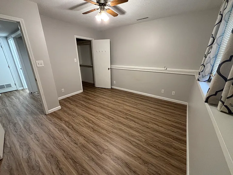 333 Woodlawn Ave — Photo 5